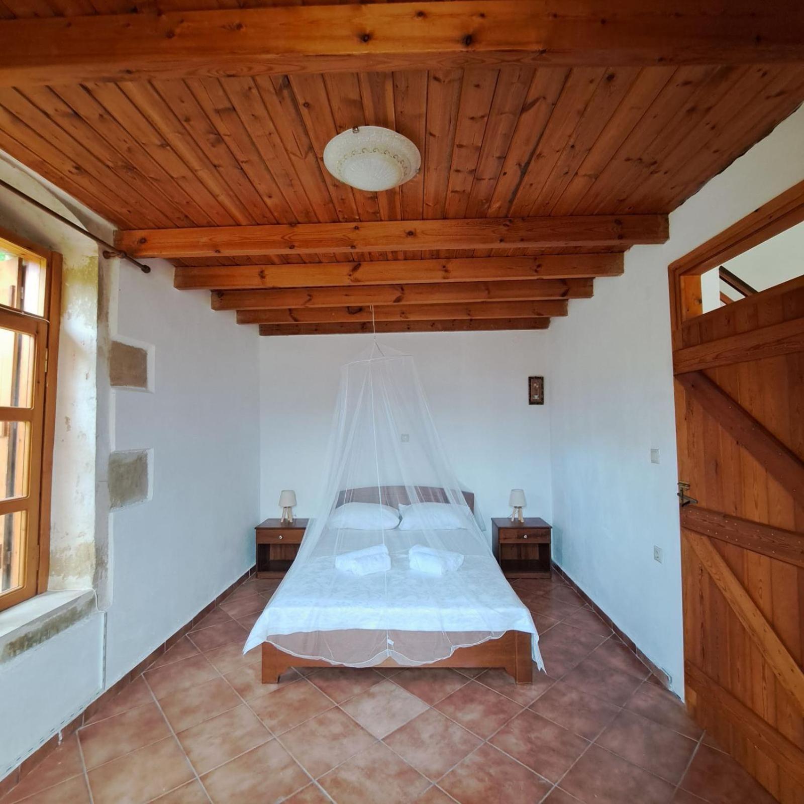 Villa Nama Kíssamos Esterno foto